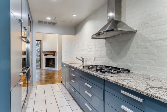 4024 Buena Vista Street, Dallas, TX 75204