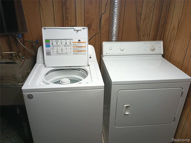 22134 Wick Road, Taylor, MI 48180