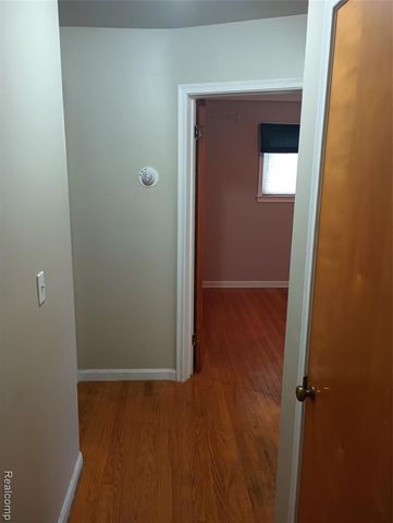 22134 Wick Road, Taylor, MI 48180