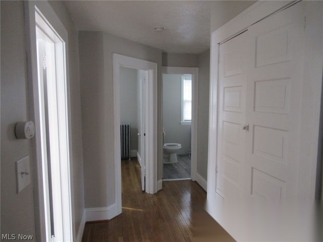 2015 Baxterly Avenue, Lakewood, OH 44107