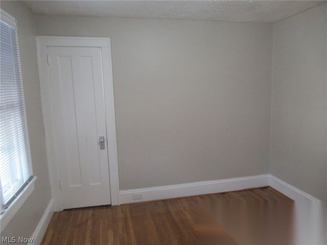 2015 Baxterly Avenue, Lakewood, OH 44107