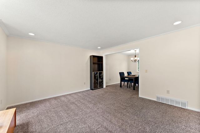 15659 Highview Lane, Apple Valley, MN 55124