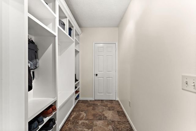 15659 Highview Lane, Apple Valley, MN 55124