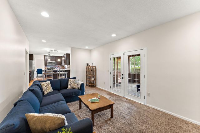 15659 Highview Lane, Apple Valley, MN 55124