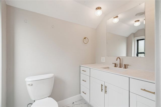 1302 Arrowhead Road, Mt Vernon, IA 52314