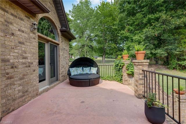 4412 Stafford Glen Court, Oak Ridge, NC 27310