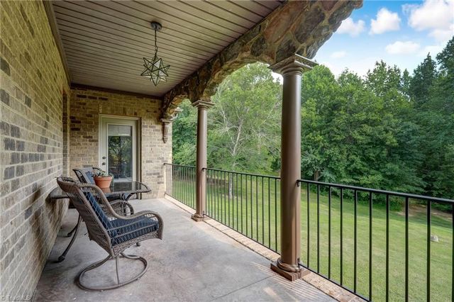 4412 Stafford Glen Court, Oak Ridge, NC 27310
