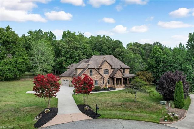 4412 Stafford Glen Court, Oak Ridge, NC 27310