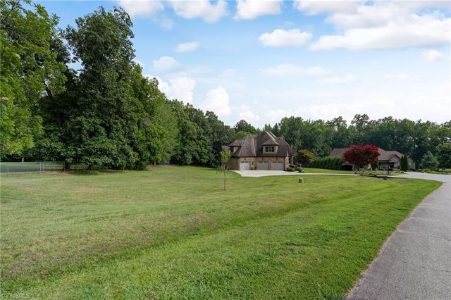 4412 Stafford Glen Court, Oak Ridge, NC 27310