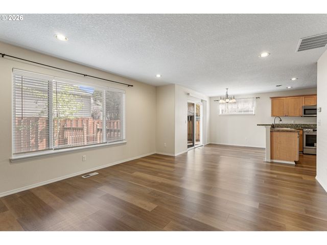 4606 Nw SIDEWINDER Pl, Beaverton, OR 97006