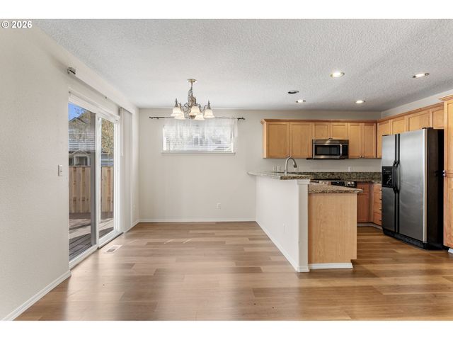 4606 Nw SIDEWINDER Pl, Beaverton, OR 97006