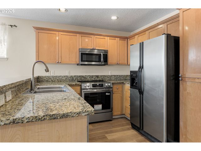 4606 Nw SIDEWINDER Pl, Beaverton, OR 97006