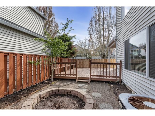 4606 Nw SIDEWINDER Pl, Beaverton, OR 97006