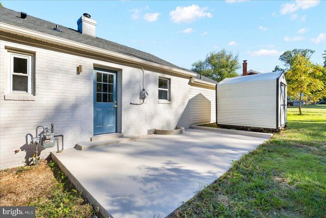 5614 NORTON RD, Alexandria, VA 22303