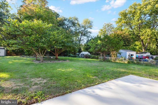 5614 NORTON RD, Alexandria, VA 22303