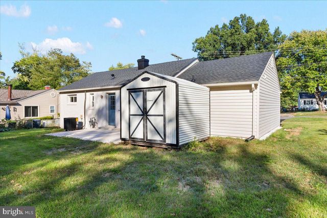 5614 NORTON RD, Alexandria, VA 22303
