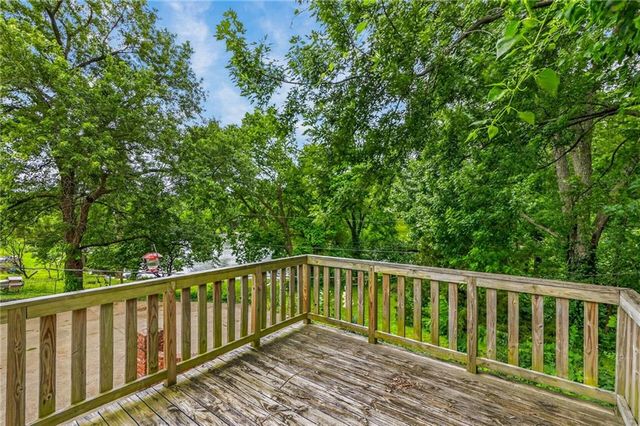 6832 Sterling Avenue, Raytown, MO 64133