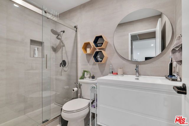 8106 Summertime Lane, Culver City, CA 90230