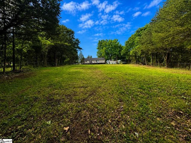 212 Seigler Road, Pelzer, SC 29669