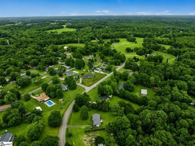 212 Seigler Road, Pelzer, SC 29669
