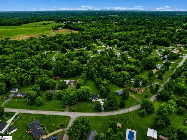212 Seigler Road, Pelzer, SC 29669