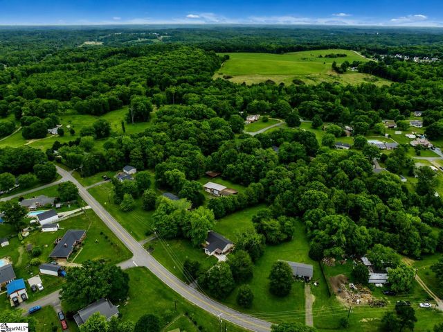 212 Seigler Road, Pelzer, SC 29669