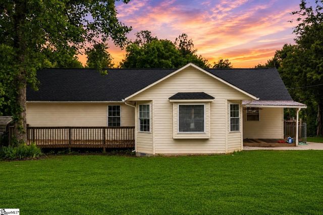 212 Seigler Road, Pelzer, SC 29669