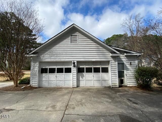 180 Ellerslie Drive, Fayetteville, NC 28303