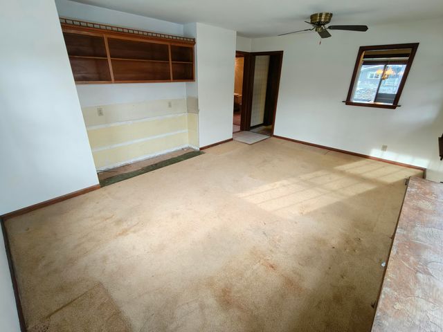 1308 Del Vista Drive, Valparaiso, IN 46385