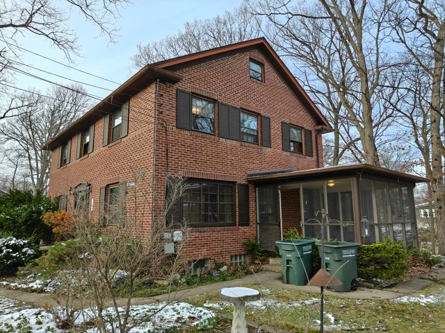1308 Del Vista Drive, Valparaiso, IN 46385
