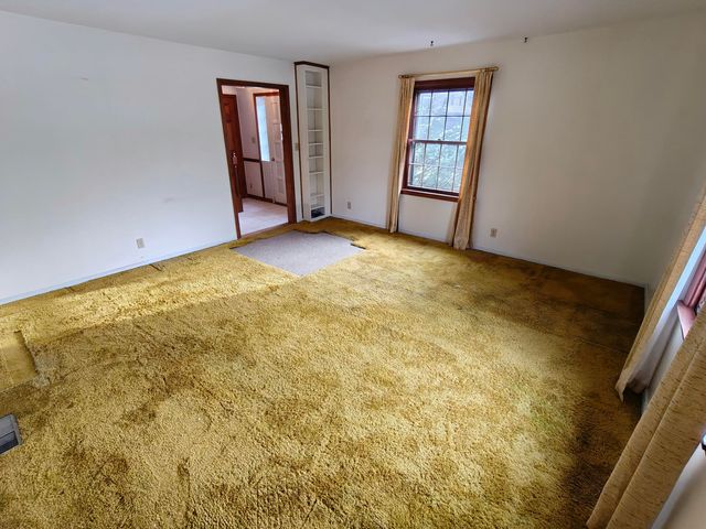 1308 Del Vista Drive, Valparaiso, IN 46385