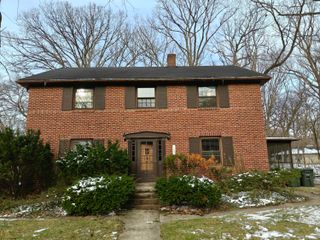 1308 Del Vista Drive, Valparaiso, IN 46385