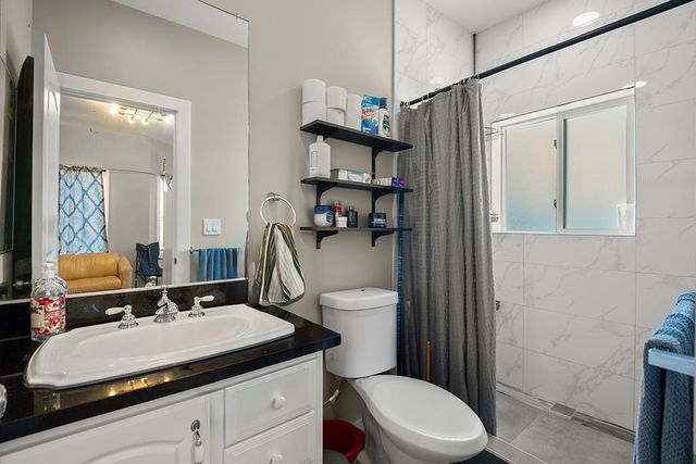 2004 27th ave, Oakland, CA 94601