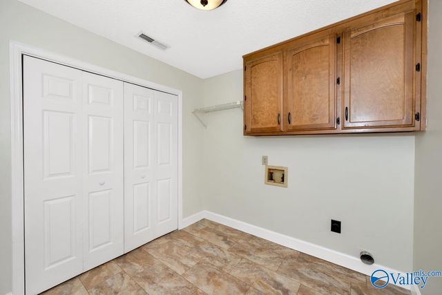 239 Pin Oak Drive, Madison, AL 35758