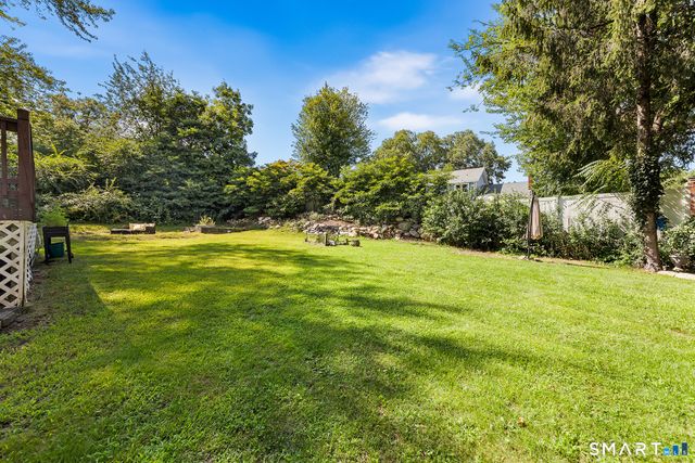 9 Glenridge Drive, Ansonia, CT 06401