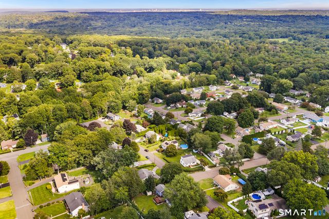 9 Glenridge Drive, Ansonia, CT 06401