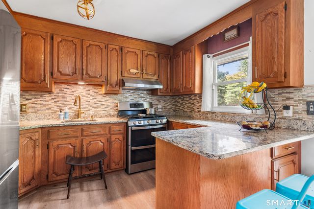 9 Glenridge Drive, Ansonia, CT 06401