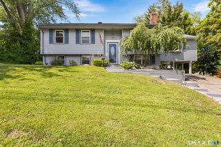 9 Glenridge Drive, Ansonia, CT 06401