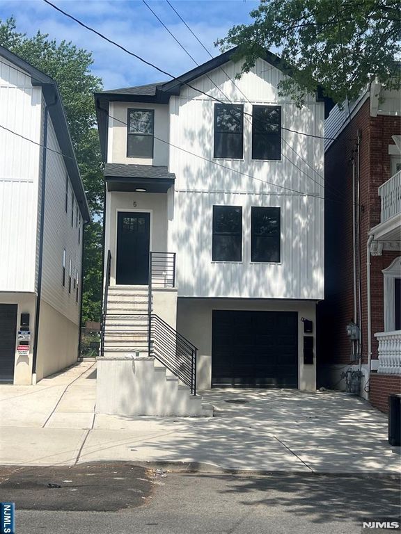 5 Montclair 1, Paterson, NJ 07503