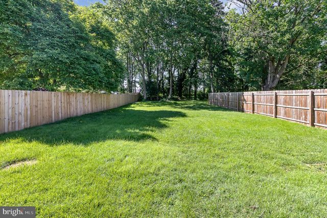 207 WALTON ST, Lemoyne, PA 17043