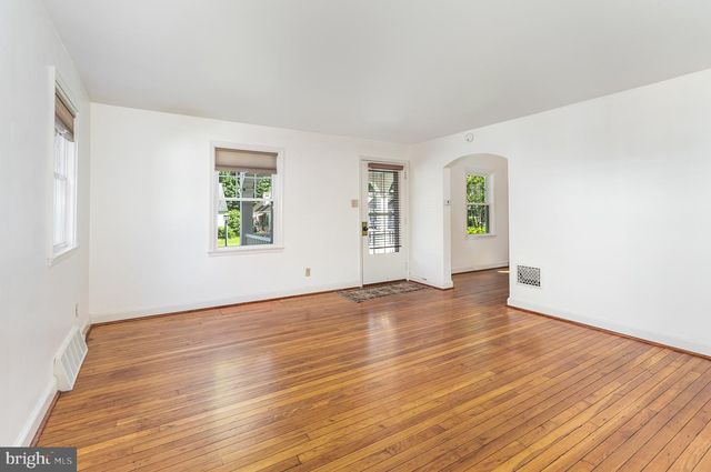207 WALTON ST, Lemoyne, PA 17043