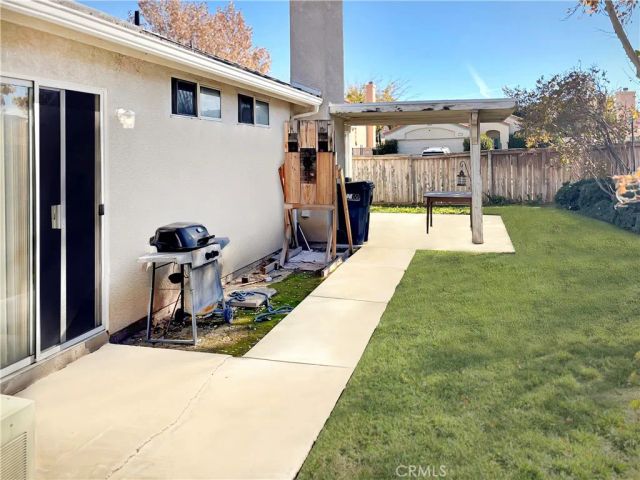 1816 Stratford, Lancaster, CA 93534