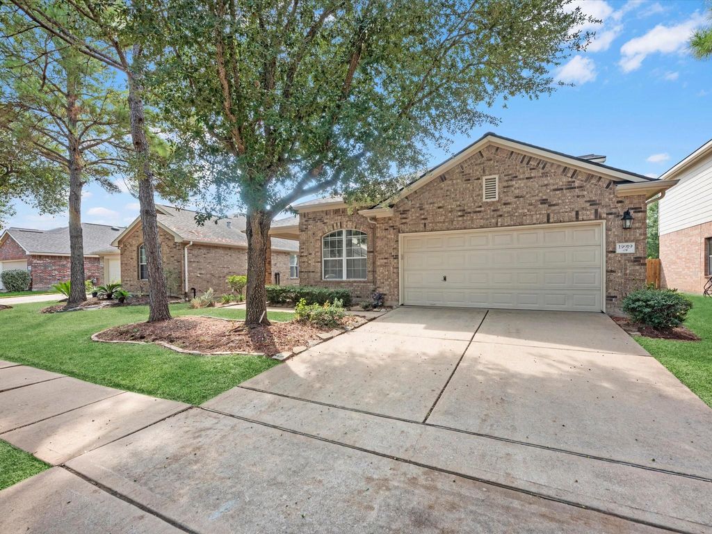 19919 Caraway Ridge Drive, Cypress, TX 77433