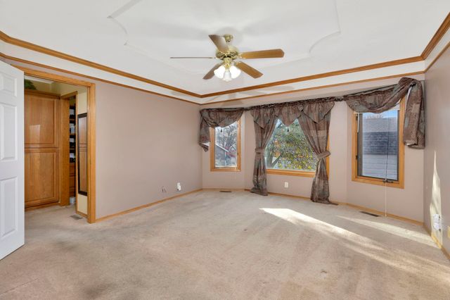 301 N Walnut Creek Dr, Derby, KS 67037