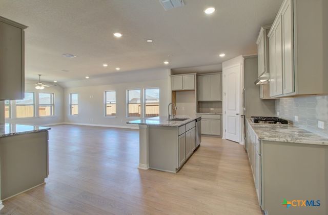 2118 Shepard Street, Seguin, TX 78155