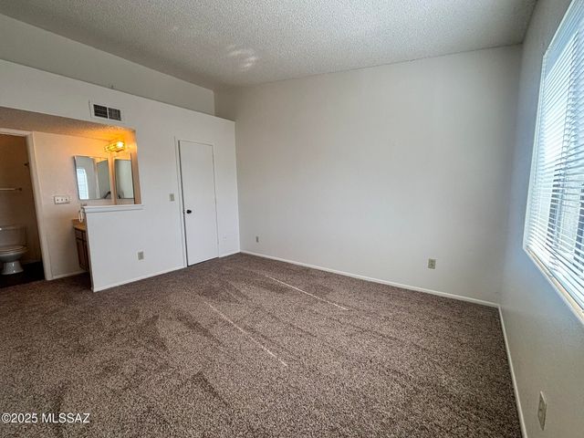2172 N Pantano Rd Unit 218, Tucson, AZ 85715