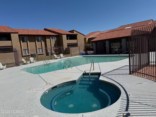 2172 N Pantano Rd Unit 218, Tucson, AZ 85715