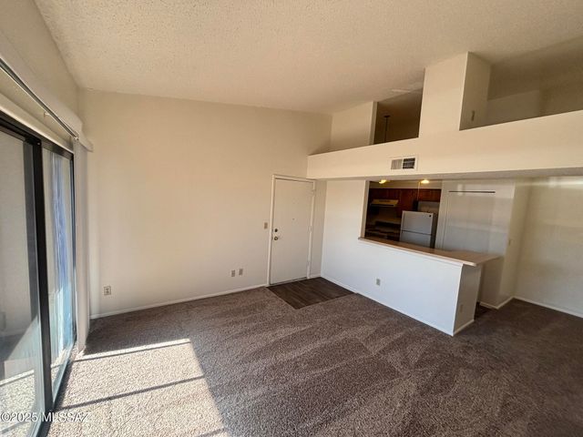 2172 N Pantano Rd Unit 218, Tucson, AZ 85715