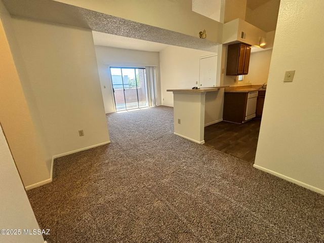 2172 N Pantano Rd Unit 218, Tucson, AZ 85715