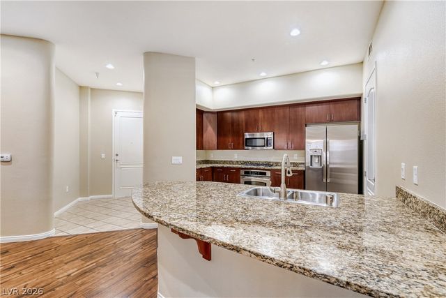 20 East Serene Avenue 108, Las Vegas, NV 89123